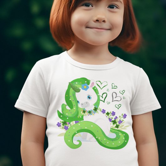 St. Patrick's Day Groene Eenhoorn Klaver Harten T-shirt