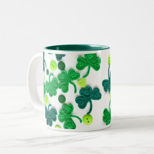 St. Patrick's Day Haakhart Shamrock Mok (Voorkant links)