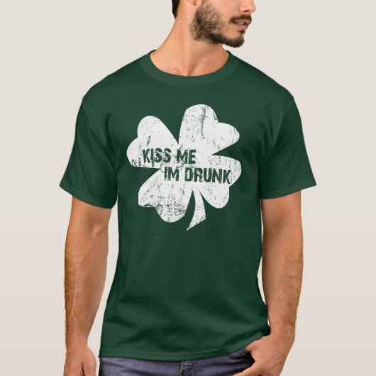 St. Patrick's Day Kiss me T-Shirt (Voorkant)