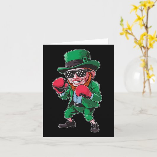 St Patricks Day Leprechaun toont boksvaardigheden Kaart (Gele Bloem)
