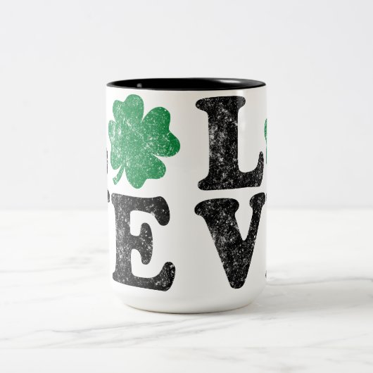 St Patrick's Day LOVE Shamrock Irish Tweekleurige Koffiemok (Center)