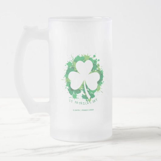 St. Patrick's Day. Lucky Clover White Silhouette. Matglas Bierpul (Links)