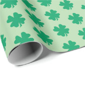 St Patrick's Day Shamrock Pattern Green Leaf 2025 Cadeaupapier (Rol Hoek)
