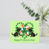 St. Patrick's Day Two Black Labradors Briefkaart (Staand voorkant)