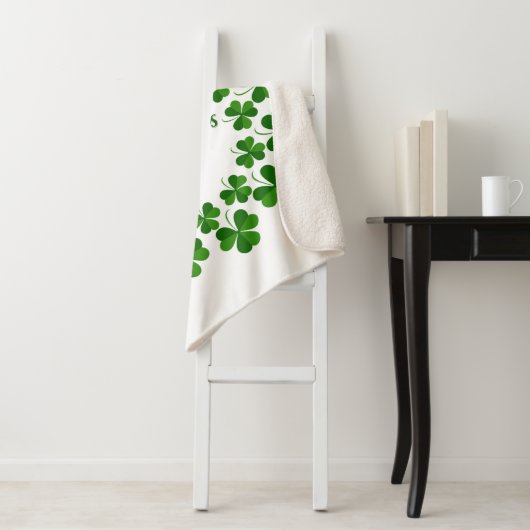 St Patrick's Day Wreath Thunder_Cove Sherpa Deken (In situ)