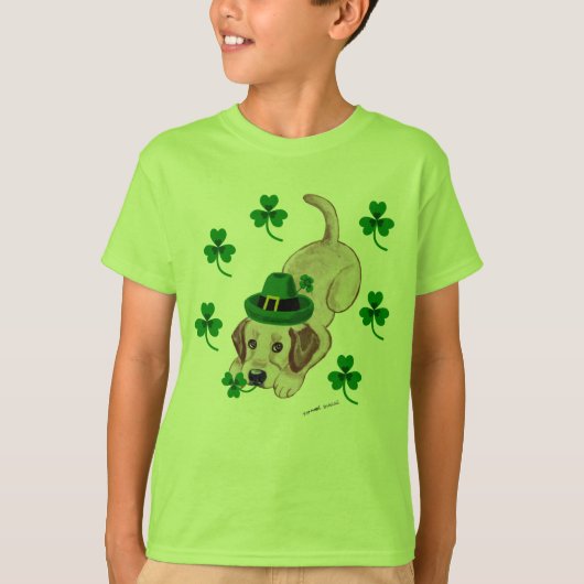 St. Patrick's Day Yellow Labrador Puppy T-shirt (Voorkant)
