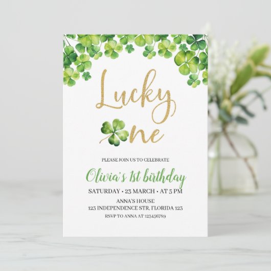 St. Patricks Lucky One Birthday Invitation (Debout devant)