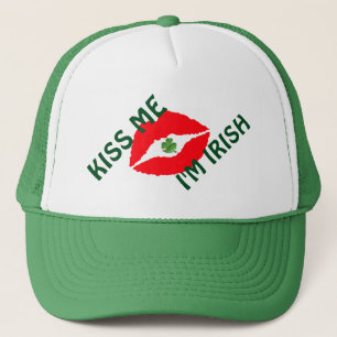 ST. Patricks Trucker Hat/Lips Pet