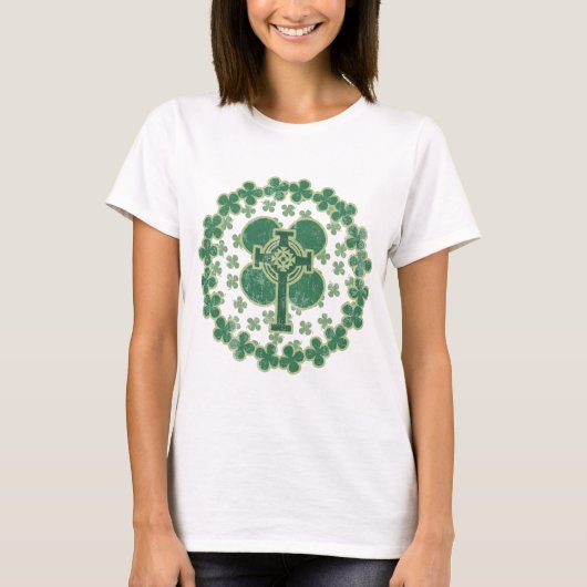 St Patricks Verontruste het Kruis van de Klavers T-shirt (Voorkant)
