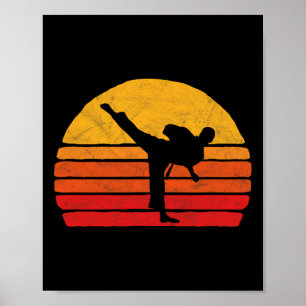 Staande Karate Trap 80's Sun Stijl Grafisch Poster