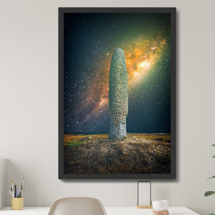 Staande steen of Menhir met nachtelijke hemel Melk Poster
