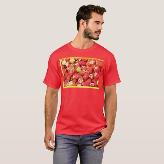 "Stack of Strawberries Fruit" Cute Photo. Bestel n T-shirt (Voorkant volledig)