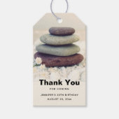 Stacked Stones Meditatieve Cairn Verjaardag Dank u Cadeaulabel (Voorkant)