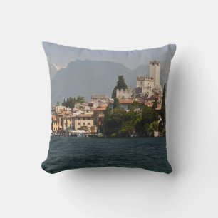 Stad aan het meer, Malcesine, provincie Verona, It Kussen