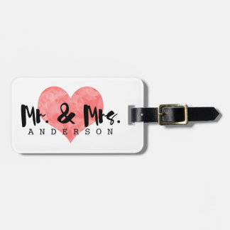 Stamped Heart Rustic Mr & Mrs Monogram Bagagelabel