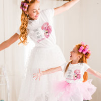 Stand Exotique Moderne Haut Et Être Fabuleux Flama