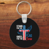 Stand For The Flag, Kneel For The Cross Patriotic Sleutelhanger (Voorkant)