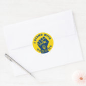 STAND MET OEKRAÏENSE PROTESTEN RONDE STICKER (Envelop)