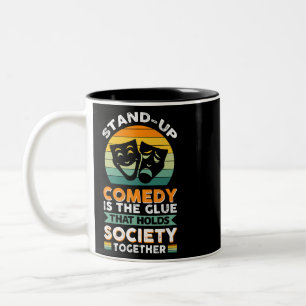 Stand-up comedy is de lijm die de samenleving bij tweekleurige koffiemok