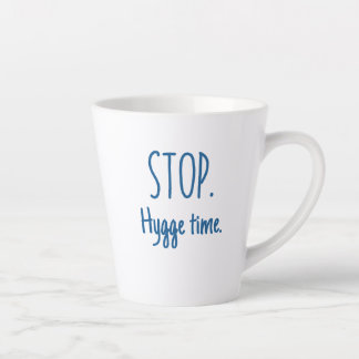 Standaard Latte Mok - Stop. Hygge Tijd.