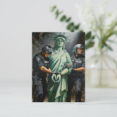 Standbeeld van Liberty gearresteerd ansichtkaart Briefkaart (Staand voorkant)