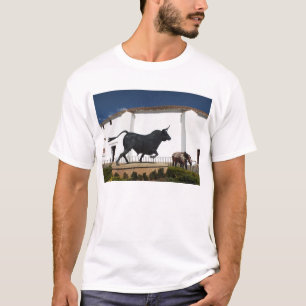 Standbeeld van stier en Spaans paard T-shirt