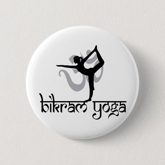 Standing Bow Pulling Pose Bikram Yoga Ronde Button 5,7 Cm (Voorkant)