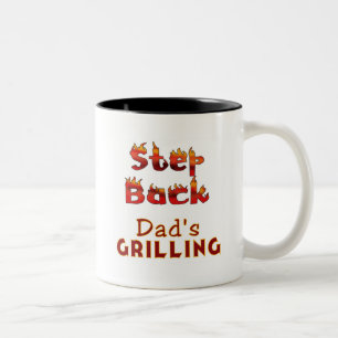 Stap terug Papa's Grilling T-shirts en geschenken Tweekleurige Koffiemok