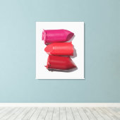 Stapel gebroken lipstick canvas afdruk (Insitu (Houten vloer))