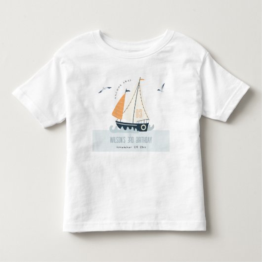 Stapel met blauwe zeilboot kinder shirts (Voorkant)