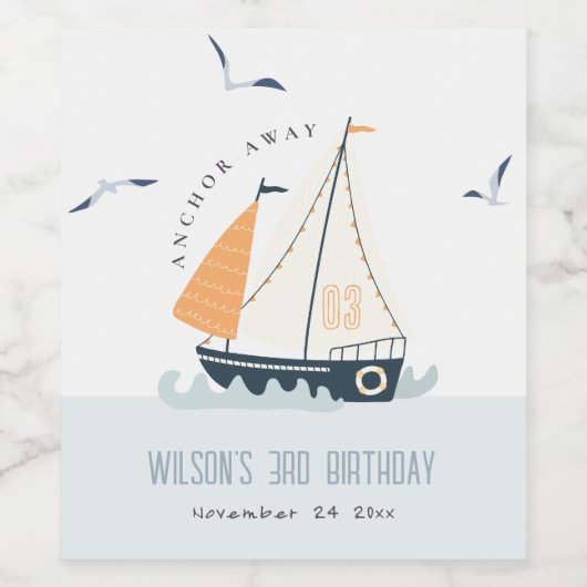 Stapel met blauwe zeilboot wijn etiket (Enkel label)