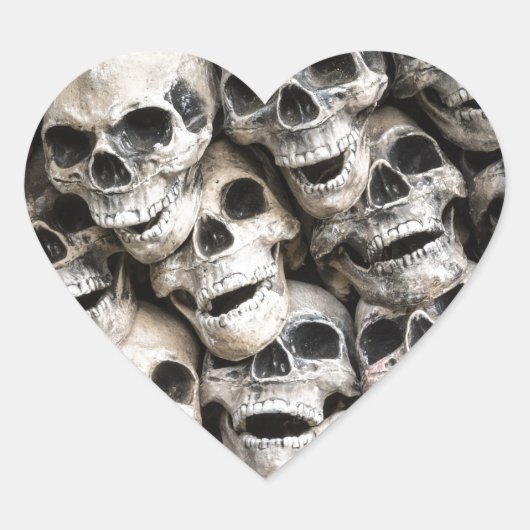 stapel schedels hart sticker (Voorkant)
