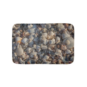 stapel zeeschelpen badmat
