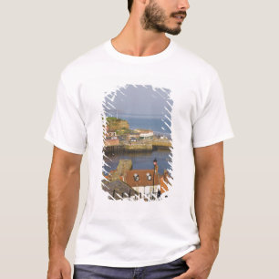 Stappen naar de haven, Whitby, Noord T-shirt
