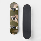 Star Stencil Vintage op Camouflage Skateboard (Voorkant)
