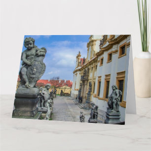 Staren met stenen engelen in de Loreto Prague-kerk Kaart
