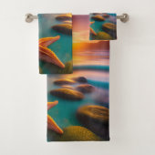 Starfish op strand op Dawn Bad Handdoek (Insitu)