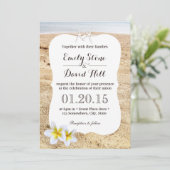 Starfish & Plumeria Beach Invitations de mariage (Debout devant)