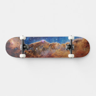Starforming regio NGC 3324 in de Carina nevel. Skateboard