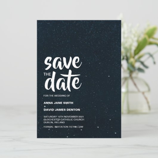 Starry Night Dreamy Enregistrer La Date Invitation (Debout devant)