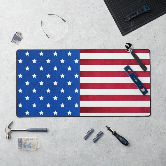 Stars and Stripes-American flag by Shirley Taylor Bureaumat (Werkstation)