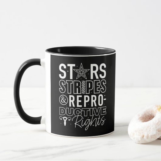 Stars Stripes Droits de reproduction 4 juillet Mug (Avec donut)