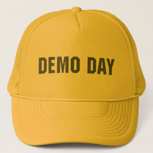 Startdemo-dag nooit voltooien Trucker Hat Pet