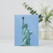 Statue de la Liberté - Closeup Carte postale (Debout devant)