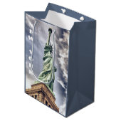 Statue de la Liberté sac cadeau personnalisé (Devant Angle)