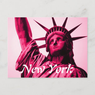 Statue de New York sur la carte postale rose de la