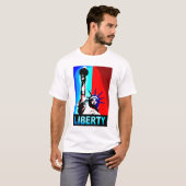Statue de T-shirts de liberté (Devant entier)