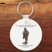 Statue dedication keychain (Voorkant)