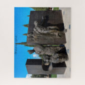 Statue Dherynia Chypre. Puzzle (Vertical)