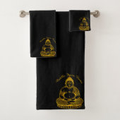 Statue du Bouddha d'or dans la méditation (En situation)